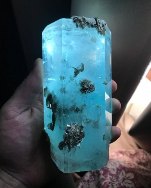 geologyin-blog:Large Aquamarine crystal with some Muscovite crystals from Shigar Valley, Pakistan &b