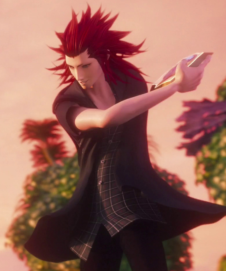 kh-akira:  Lea looks so happy and carefree here. Finally I have to say!So much in