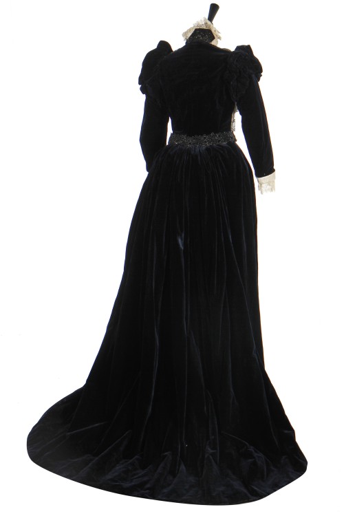 Dress ca. 1890From Kerry Taylor Auctions
