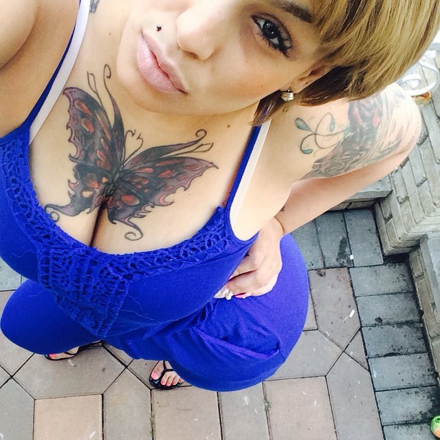 iambeautymeetsbooty2:  @yazzgotinkkkiambeautymeetsbooty2.tumblr.com