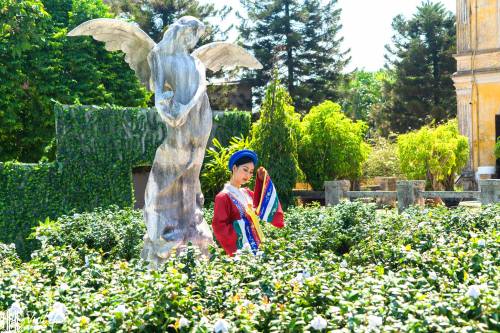 The garden in An Định Palace is now gaining more tourists due to its appearances in recent films and