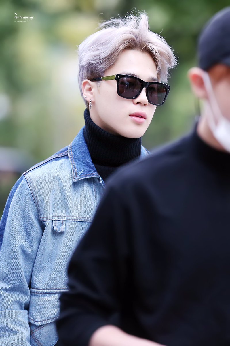©The luMINary | Do not edit or crop logo. : BTS FASHION/STYLE FINDER