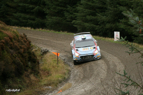 carpr0n:  Starring: Hyundai i20NBy rallydigital