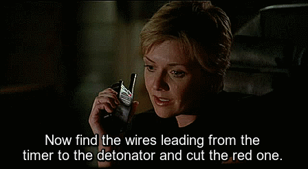 spockvarietyhour:Stargate: SG-1 “Fail Safe”“There are five wires and they’re all yellow” may be one 