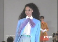 thechanelmuse:  90s-princxss:  itzantwonyo:  Kimora Lee Perkins for Isaac Mizrahi s/s 1991  xx  Strutting in her old nose. 