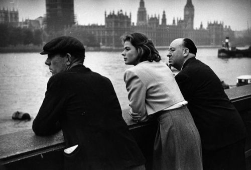 days-of-reading: Ingrid Bergman and Alfred Hitchcock watch the traffic along the Thames with Big Ben