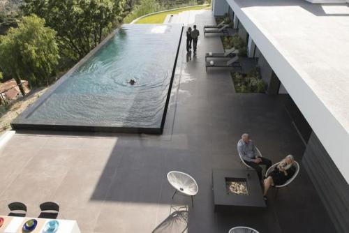 homeworlddesign - A Contemporary, Sophisticated Beverly Hills...