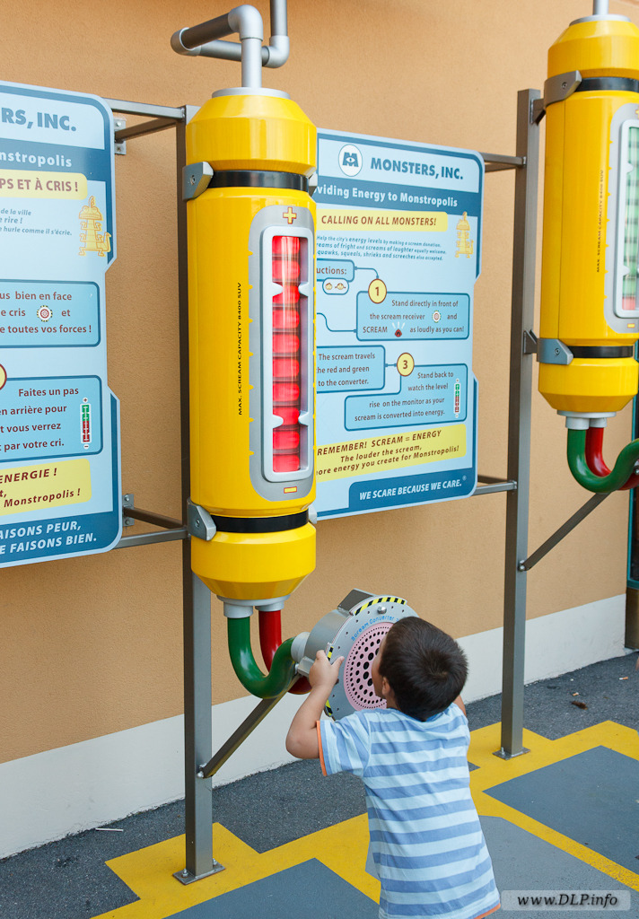 sciaenops:  Two things about this little attraction at Disneyland Paris. 1.) Scream