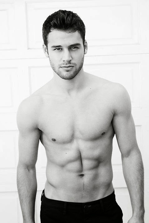 marenlexmayfair:  Ryan Guzman from Heroes Reborn 