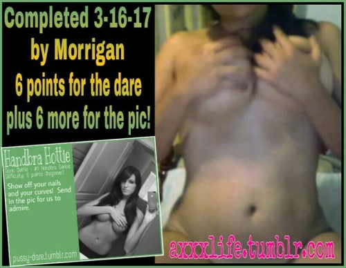 Morrigan is on a roll, posing in her sexy handbra!@axxxlife