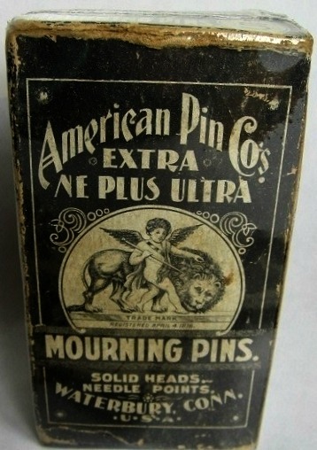 inkfromtheoctopus:American Pin Company.Mourning Pins.19th century.Because of strict