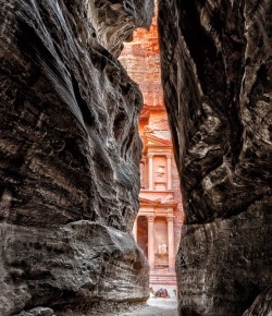 passport-life:Petra | Jordan