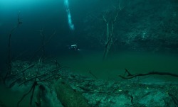 jedavu:  Mexico’s Unbelievable Underwater River At first, the thought–let alone existence–of an underwater river seems paradoxical, if not impossible. Yet an underwater river is precisely what a group of amateur cave explorers discovered when they