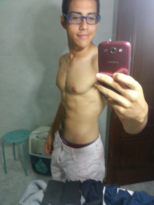 foreverfree24:  After shower and ready to enjoy this sunny day 