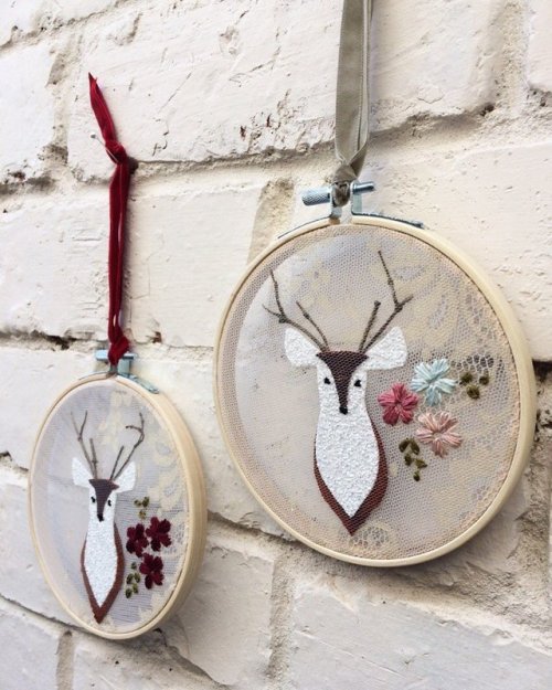 etsyfindoftheday:etsyfindoftheday 5 | FRIDAY FRENZY | 10.12.18embroidered deer + flowers on lace // 