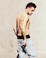 mattysdaddarios-deactivated2016:  “@Real_Liam_Payne: Vhcjxhvgjcjgvkhxhfcnbjvfxggihdteyfjvhckhkcgxhhkvgdjugjc…….. Hi” 