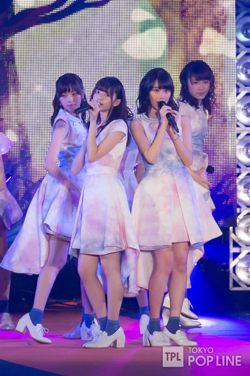 saitoasuka:  乃木坂46、GirlsAwardでハプニング？ 照れる白石麻衣に会場が虜に http://tokyopopline.com/archives/50819