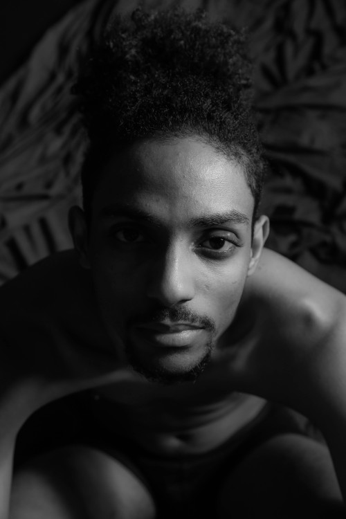 ameparadis:  In the Studio with @sonoanthony the other day Doesn’t he look like a greek god? Photographed by me with a canon d mark iii Shout out to Anthony for being an amazing model!! 
