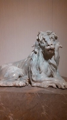 weomeow:  My small collection of Rubbish Lions from Across the World, courtesy of the Metropolitan Museum of Art.