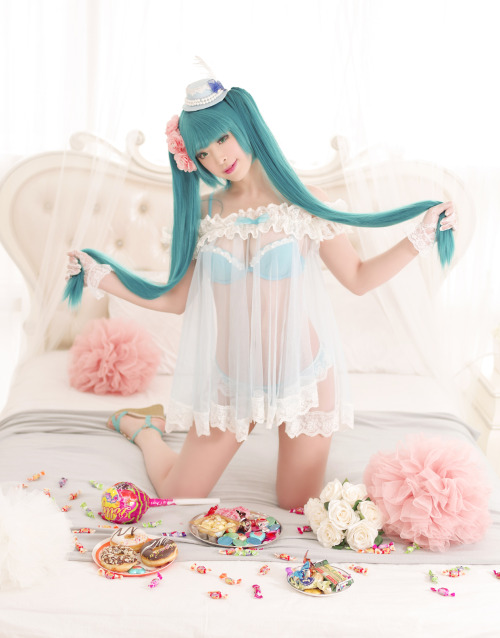 scandalousgaijin:  Hatsune Miku - Hosino Inori