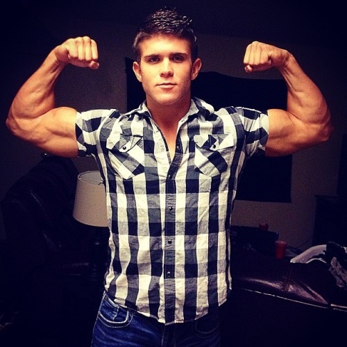 rochjock25:  (via TumbleOn) 