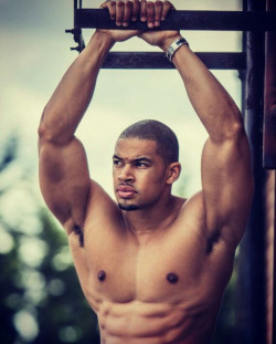 Lightskin, Mixed, Latino and Other Sexy Men