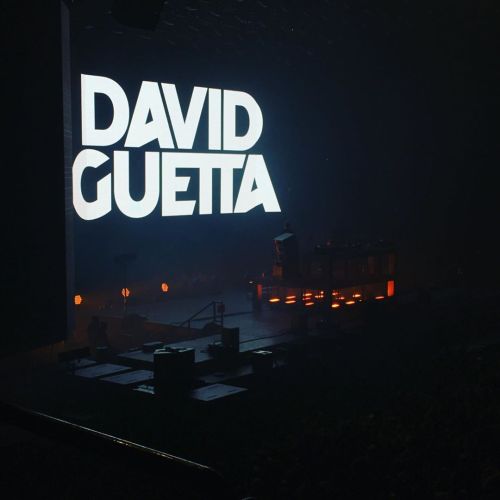 Grandissimo spettacolo!!! #topdj #davidguetta #dj #show #bologna #djset #spettacolo (presso Unipol A