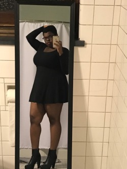 empresscamie:  So this was my outfit for the day😊, I usually wear it with tights but they ripped🙄 so I had to ditch them. Glad I didn’t bend over today because the whole office would have seen my ass. Wonder how many people asked if I had on panties