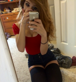cardcaptorr:  My thighs are bigger than my chances in life tbh my natural hair is messier than my life 