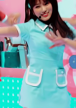 dahyun:190404 iz*one @ m countdown // nako