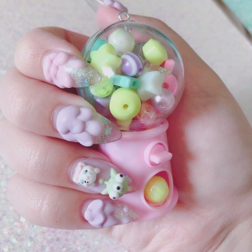 Tsum tsum nails! And my new gumball charm!You can find these charms at meow wolf while they last! 