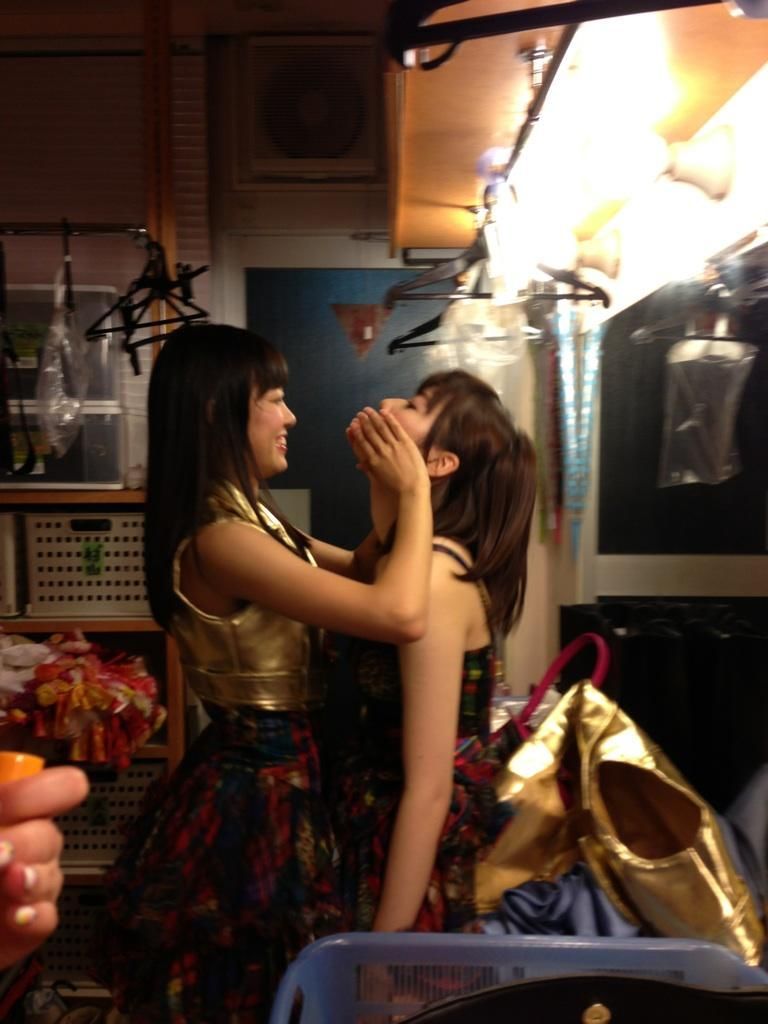 team4-ever:  ［from：島崎遥香］ その２あー(O_O) 