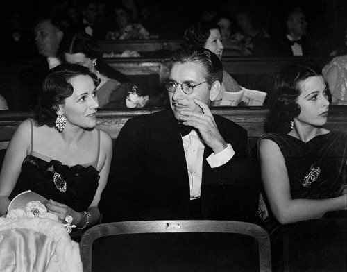 matineemoustache:Ronald Colman, Benita Hume and Hedy Lamarr attend the opera.