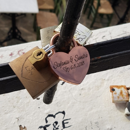lavenderberg: Heart shaped locks 