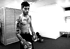 misterkilam-deactivated20170721:  Zayn boxing (x) 