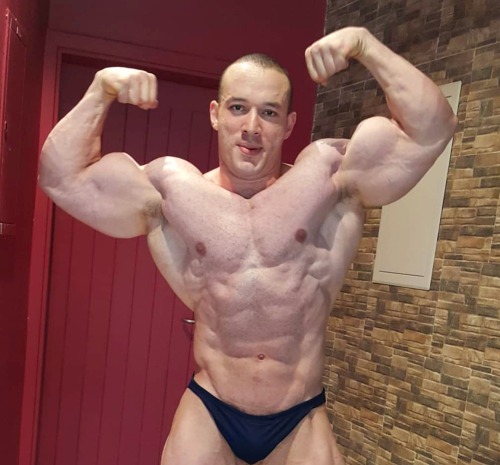 An All Time Favorite. Ossama Ashour Makes Me Hotter Than July! That Wet Spot Though