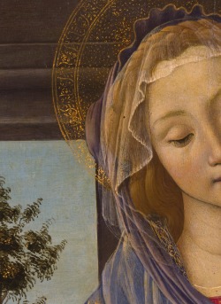 mademoisellelapiquante:  Sandro Botticelli | Madonna and Child With a Pomegranate (detail) | 1480-1500 