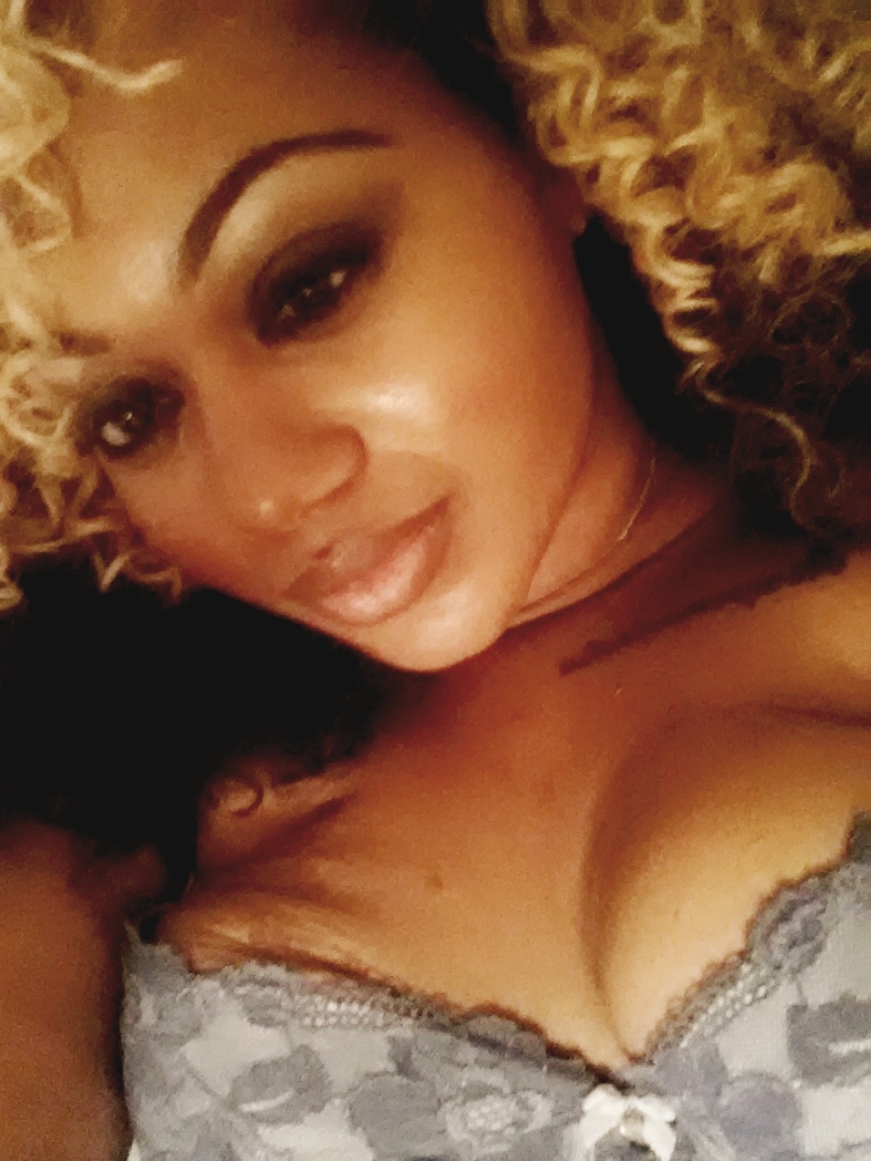 ladiesandlemonade:  dopenmind:  Long day of shooting. Me is tired. Sorry for the