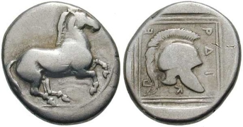 Coin of the Macedonian king Perdiccas II (r. ca. 451-413 BCE).  On the obverse, a galloping horse; o