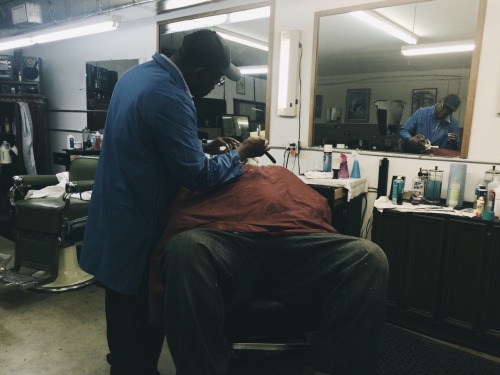 malcjax:My uncle’s barbershop/barber shcool. My uncle started this school to give folks on the easts