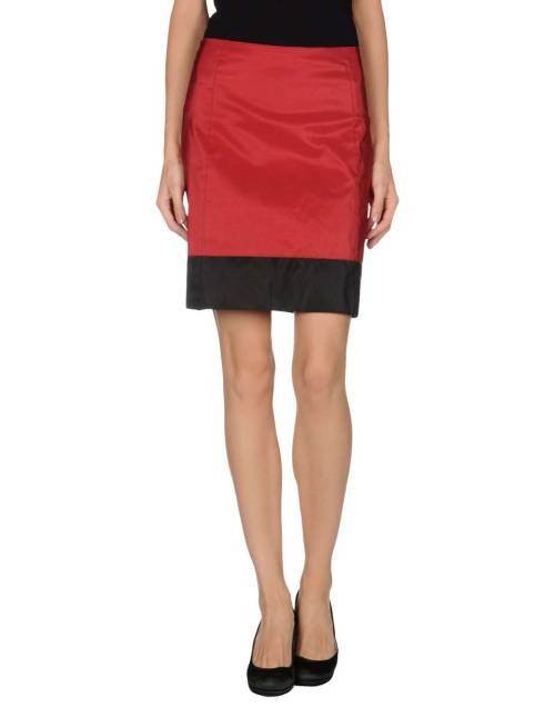 wantering-dressed-in-red: JIL SANDER NAVY Knee length skirt