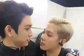 nyeong-ing:Moments with Jinyoung [11-16/?]↪ invasion of personal space (feat. Jackson)