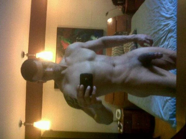 vergasdelatinos:  latinosworld1:  http://latinosworld1.tumblr.com/ AKA: latinos4us