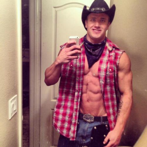 texasfratboy:  save a horse - ride a cowboy! yeehaw!