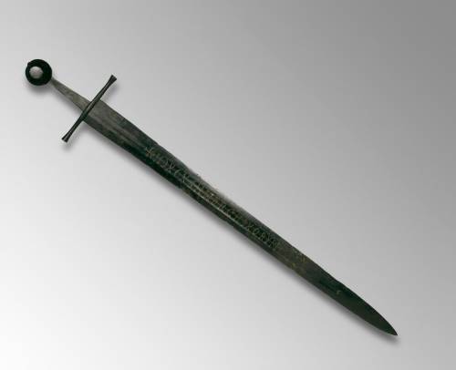 (via Classic “knightly” steel sword inlaid with a golden inscription. 13-14th century Fo