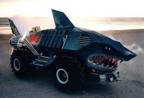 “-Let me drive like a shark!”