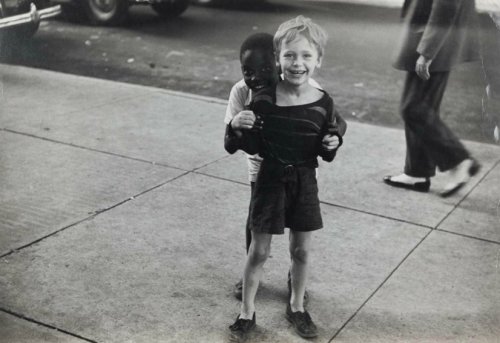 poboh:New Orleans, Louisiana, 1957, Henri Cartier-Bresson. 