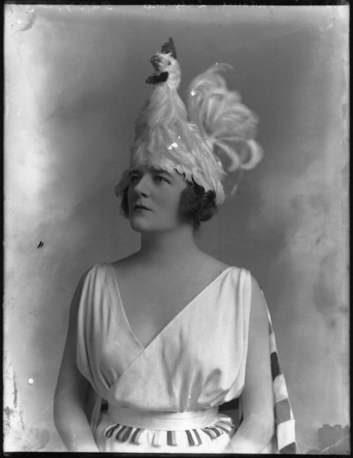 Now Unfortunately Extinct, The Portrait-Sitting Chicken Was A Very Important Breed For Aspiring Models