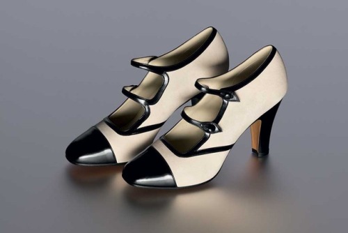 artdecoandmodernist:Salvatore Ferragamo Reissue Shoes From The Golden Age of HollywoodOften known as