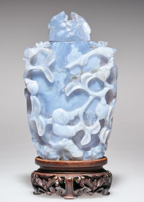 mia-asian-art: Snuff Bottle, 1800-1900, Minneapolis Institute of Art: Chinese, South and Southeast A